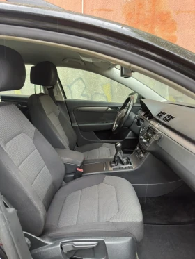 VW Passat 2.0TDI Bi-XENON/Подгреви/Автопилот/Климатроник - 6750 € / 13201.85 лв. - 99282356 14