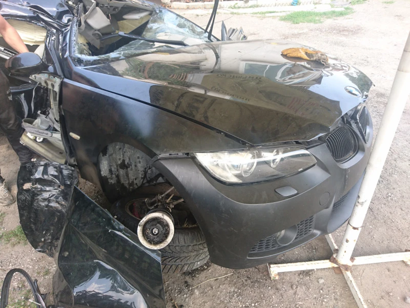 BMW 335 3.0i, снимка 14 - Автомобили и джипове - 47310075