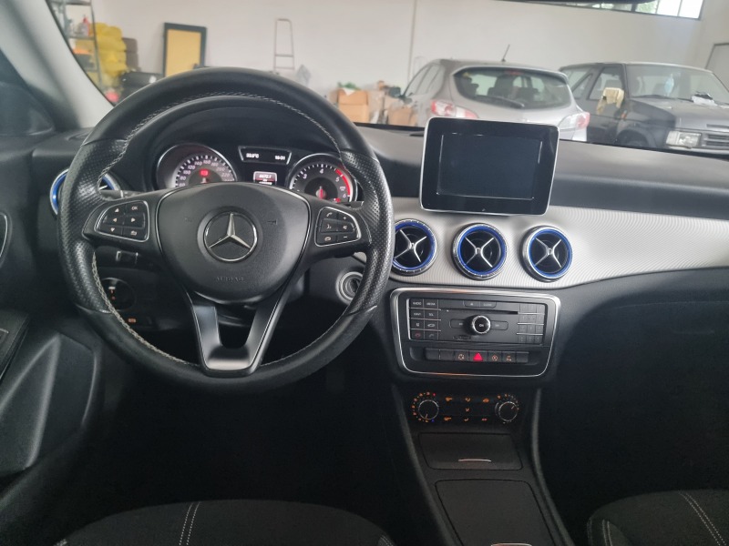 Mercedes-Benz CLA 220 2.2 DIZEL 177 KN, снимка 10 - Автомобили и джипове - 46377769