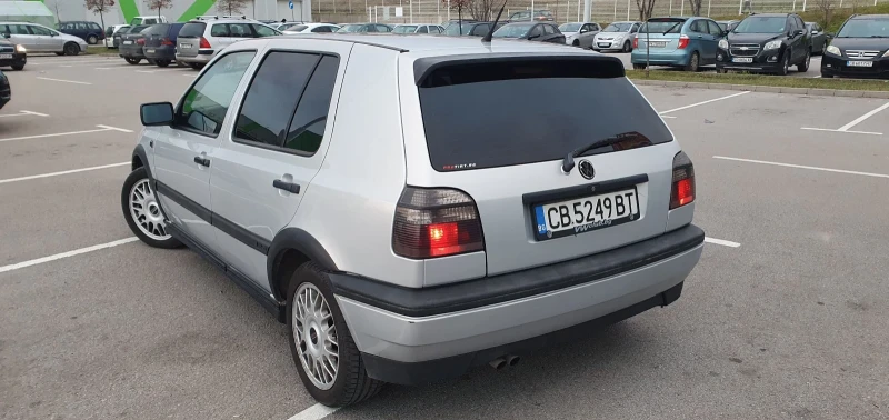 VW Golf, снимка 6 - Автомобили и джипове - 48507068