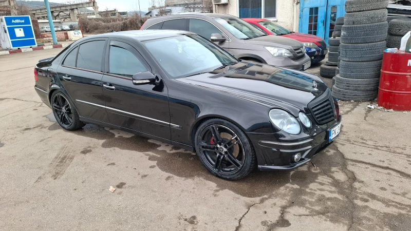 Mercedes-Benz E 320 4matic, снимка 14 - Автомобили и джипове - 48515628