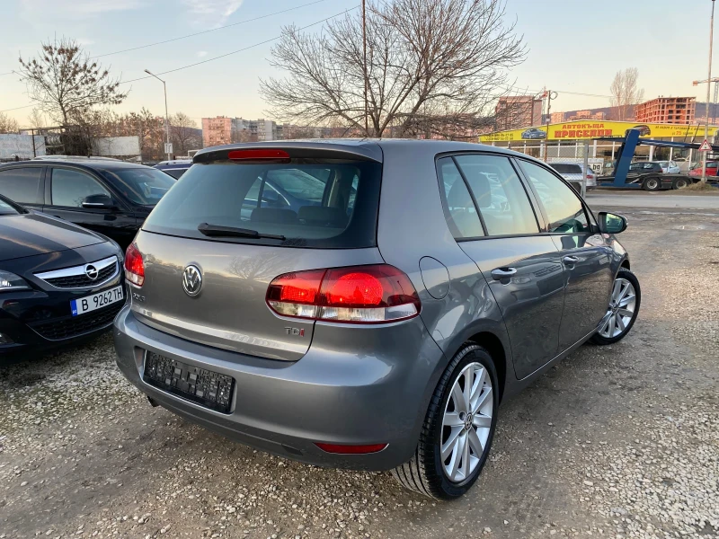 VW Golf 1.6 TDI HIGHLINE, снимка 4 - Автомобили и джипове - 49086192