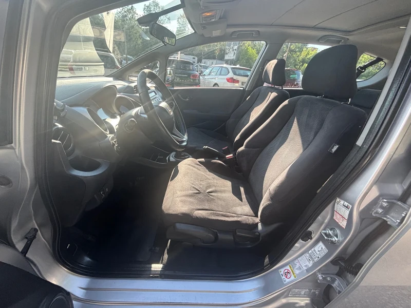 Honda Jazz 1.4 i-VTEC, снимка 12 - Автомобили и джипове - 50831875