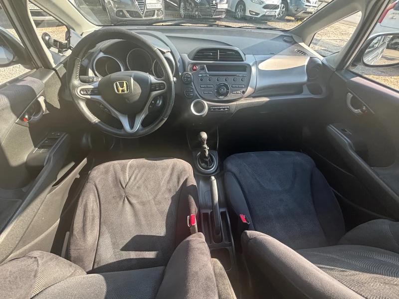 Honda Jazz 1.4 i-VTEC, снимка 11 - Автомобили и джипове - 50831875
