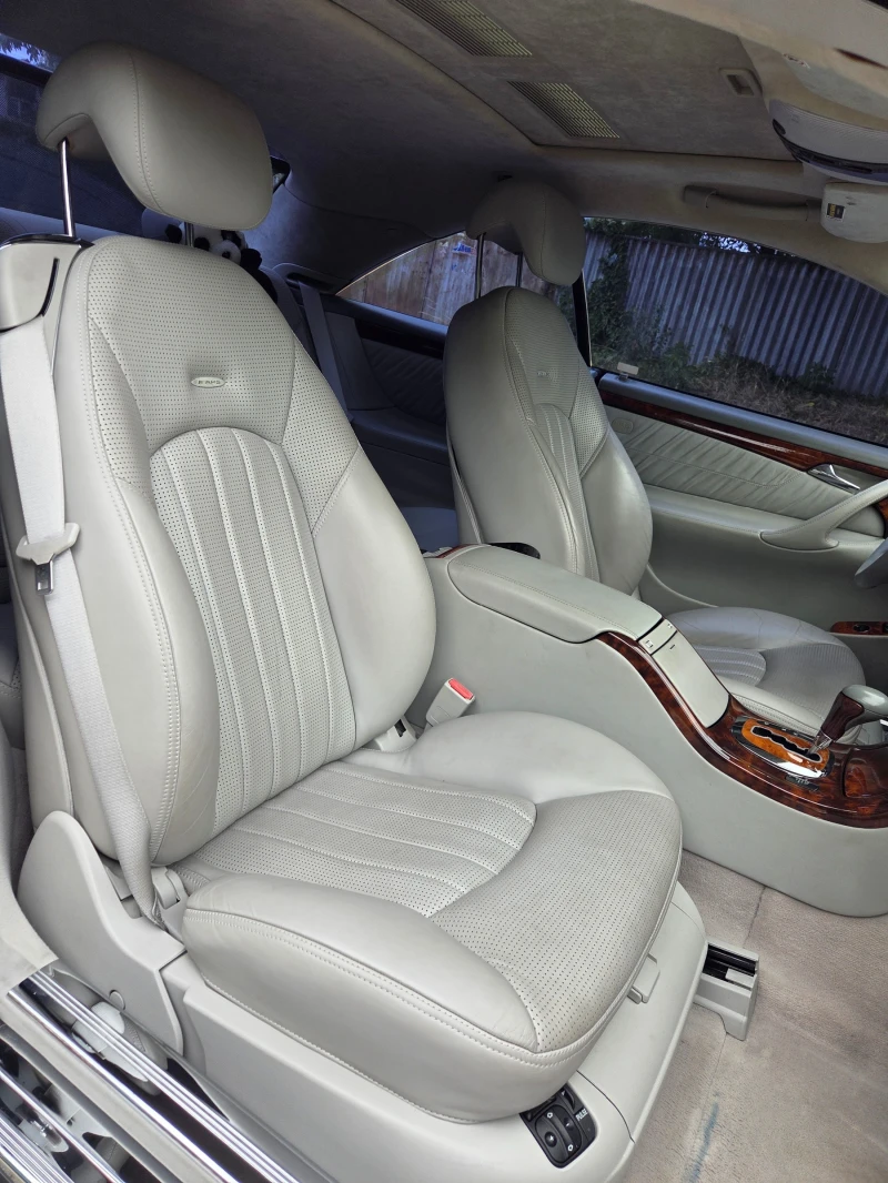 Mercedes-Benz CL 65 AMG V12 Biturbo ЗА ЦЕНИТЕЛИ, снимка 10 - Автомобили и джипове - 51407866