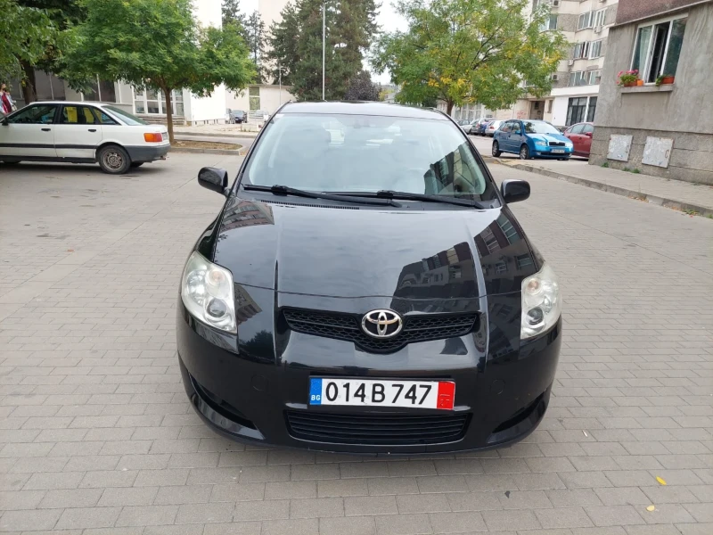 Toyota Auris 1.4 VVTI ТОП, снимка 2 - Автомобили и джипове - 51850742