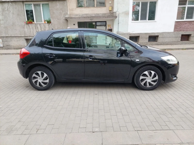Toyota Auris 1.4 VVTI ТОП, снимка 6 - Автомобили и джипове - 51850742