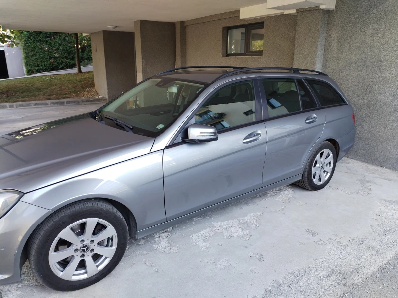Mercedes-Benz C 220 2.2 CDI/Euro5B/avtomat, снимка 3 - Автомобили и джипове - 51929115