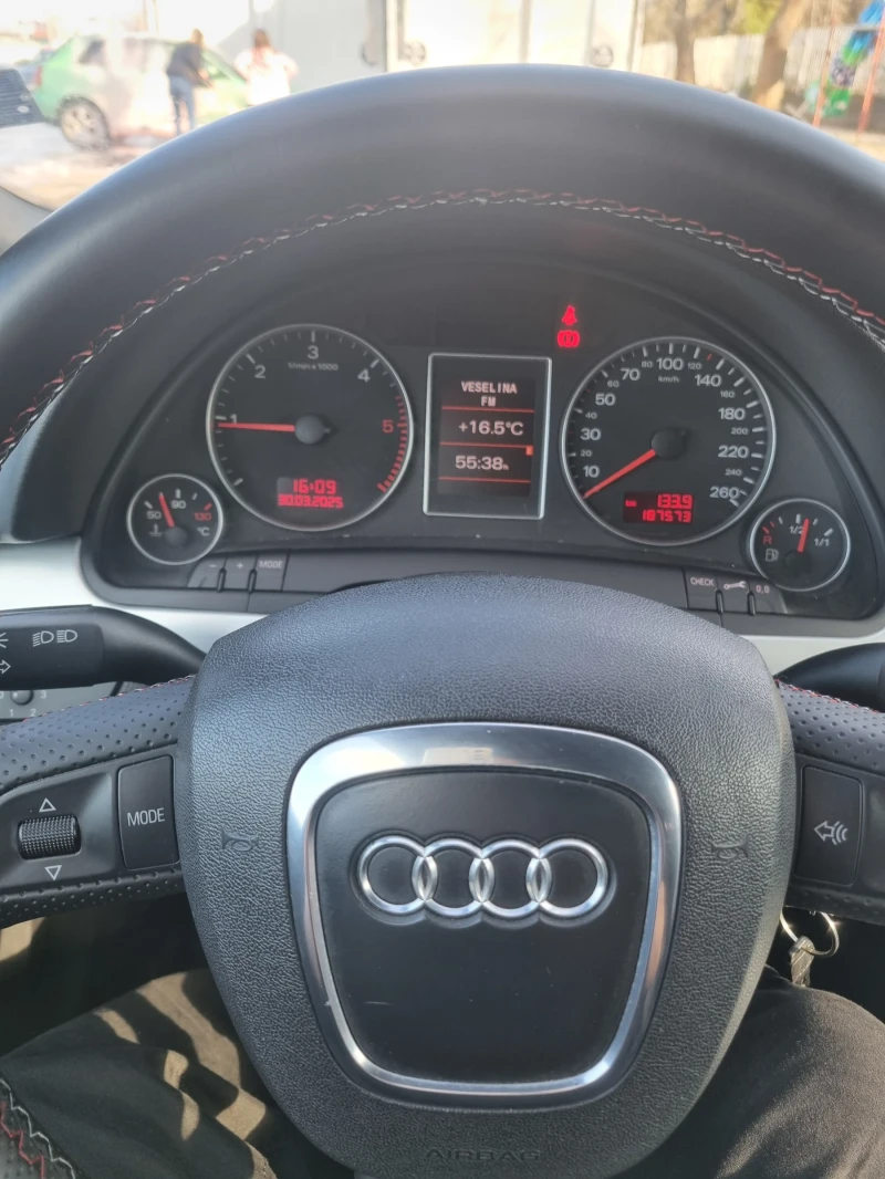 Audi A4, снимка 10 - Автомобили и джипове - 52369244