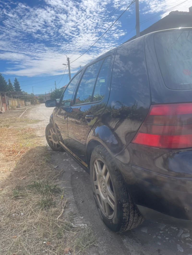 VW Golf, снимка 5 - Автомобили и джипове - 52702910