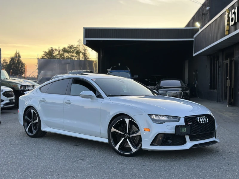 Audi Rs7 4.0T Prestige* Bang&Olufsen* подгрев* Heads-up* , снимка 2 - Автомобили и джипове - 52691248
