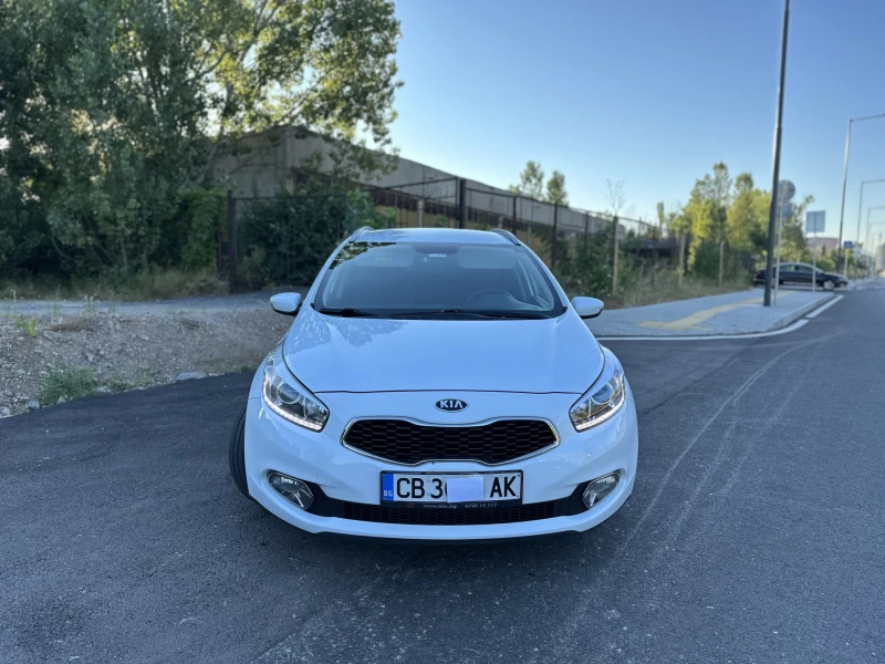 Kia Ceed 1.4 CVVT , снимка 3 - Автомобили и джипове - 53138702