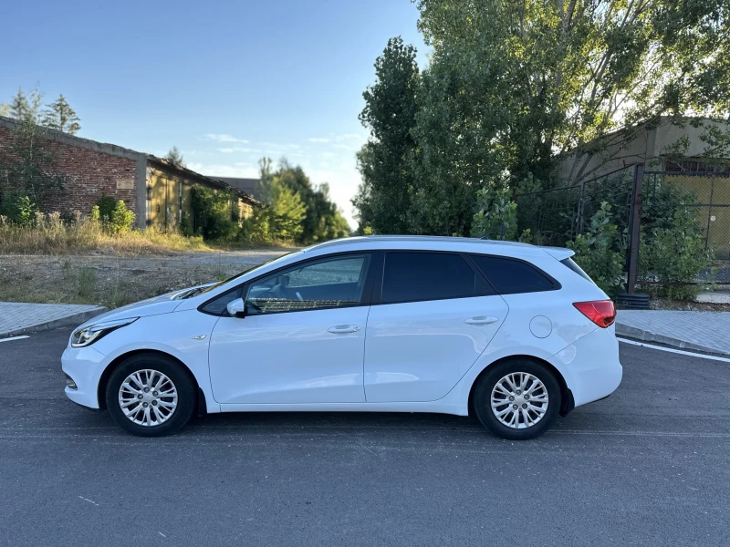 Kia Ceed 1.4 CVVT , снимка 5 - Автомобили и джипове - 53138702