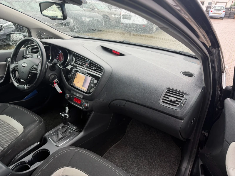 Kia Ceed 1.6CRDI AVTOMAT/NAVI/KAMERA EURO 6, снимка 10 - Автомобили и джипове - 53274438