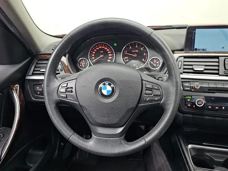 BMW 320 (F30) 320D, снимка 15 - Автомобили и джипове - 55199127