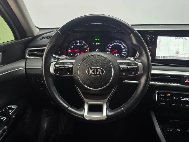 Kia K5 2.0 Prestige, снимка 13 - Автомобили и джипове - 56501890