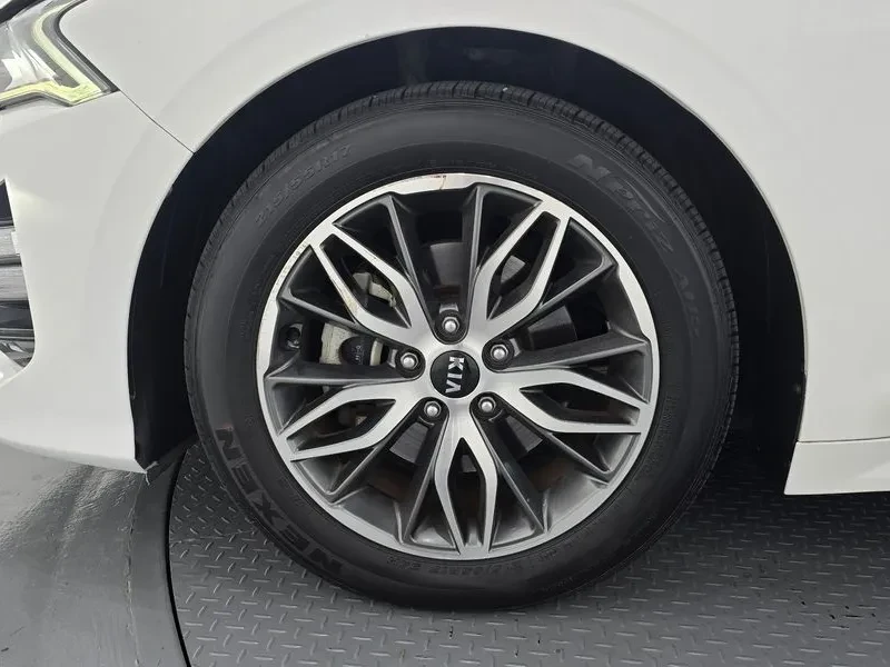 Kia K5 2.0 Prestige, снимка 5 - Автомобили и джипове - 56501890