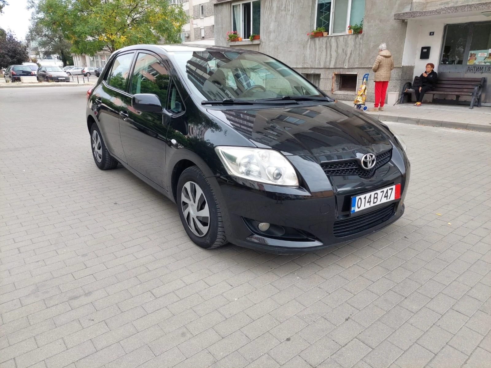 Toyota Auris 1.4 VVTI ТОП, снимка 1