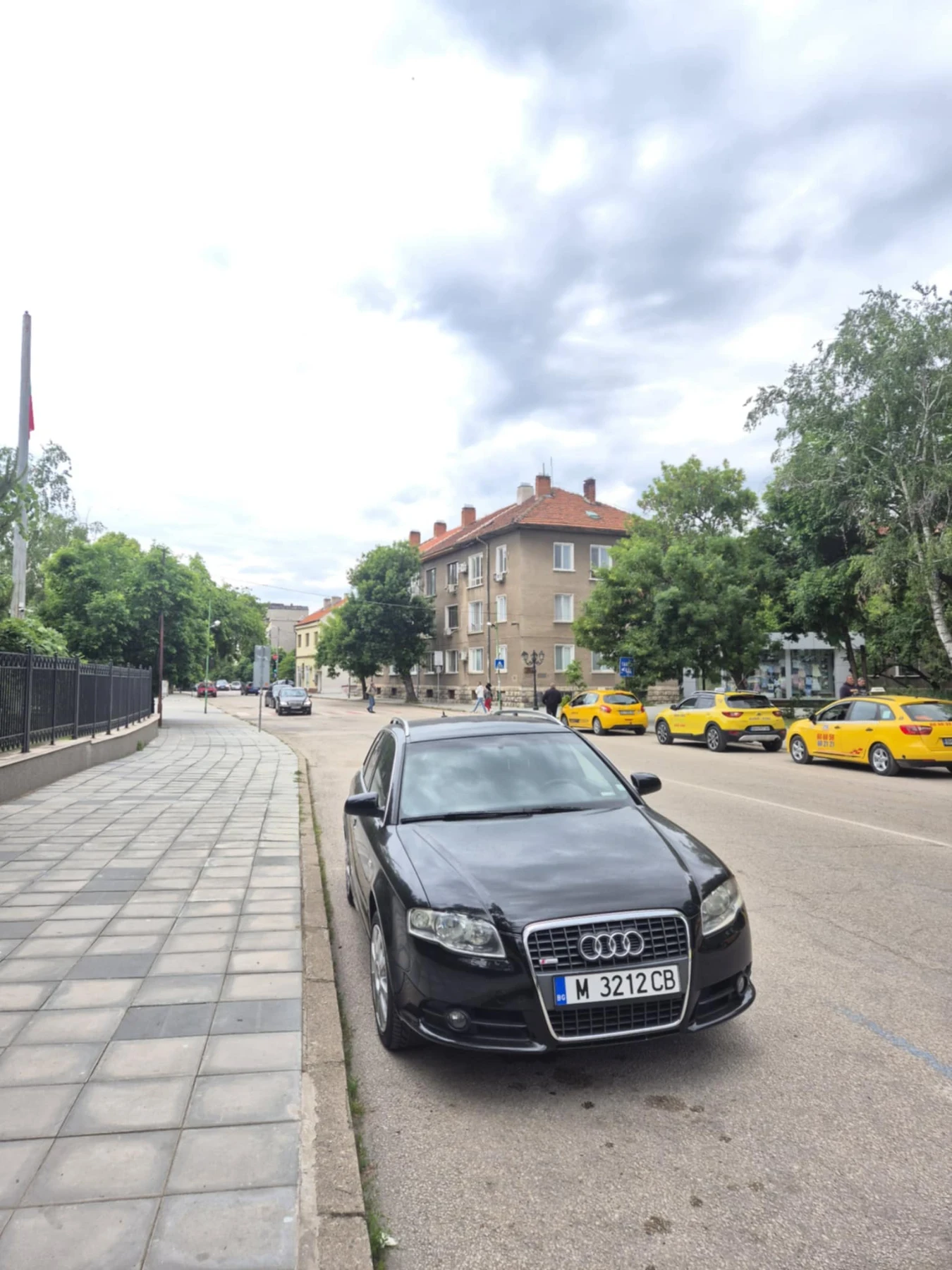 Audi A4, снимка 1