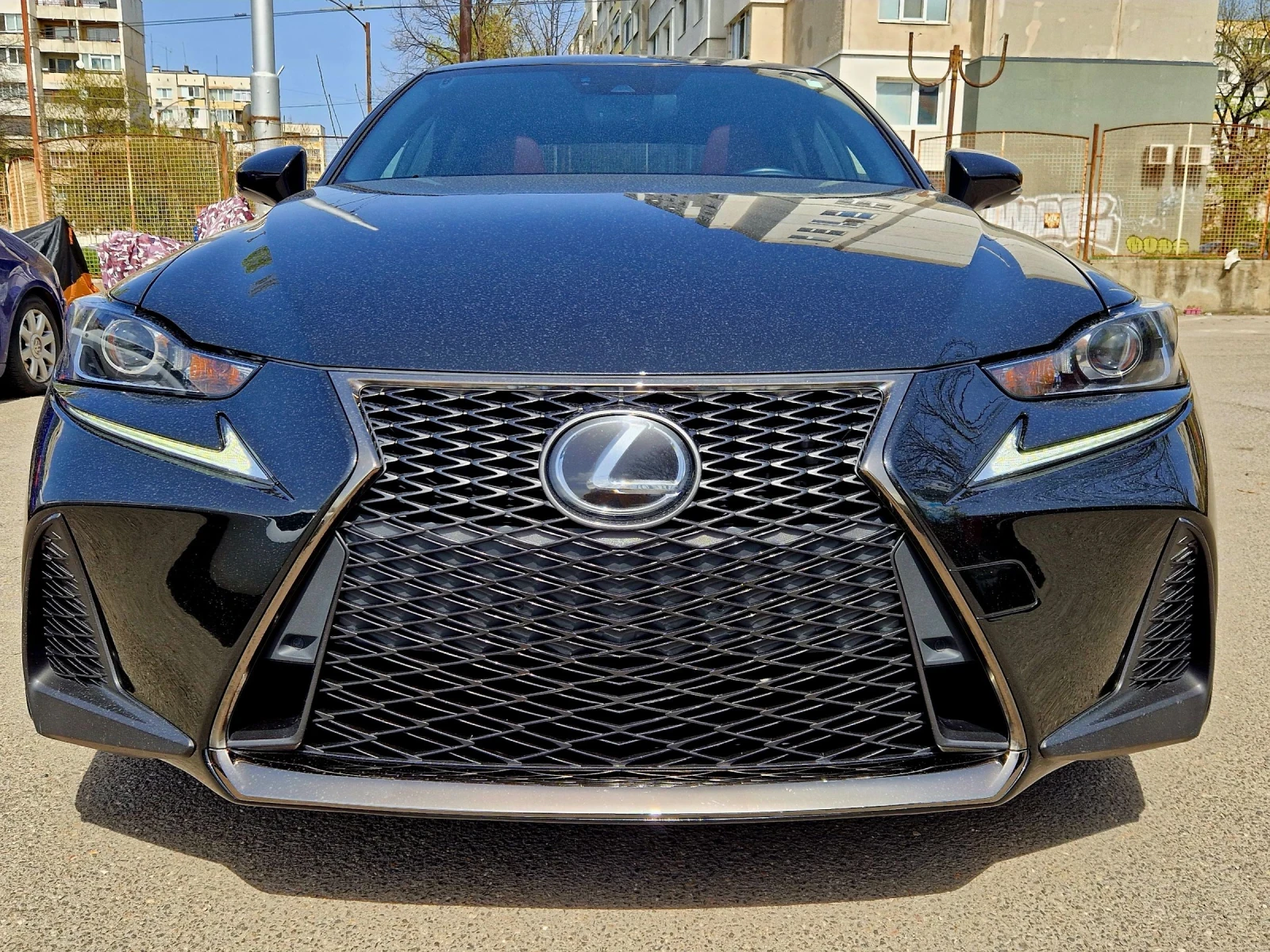Lexus IS 350 AWD, F-sport, 311k.c - изображение 3