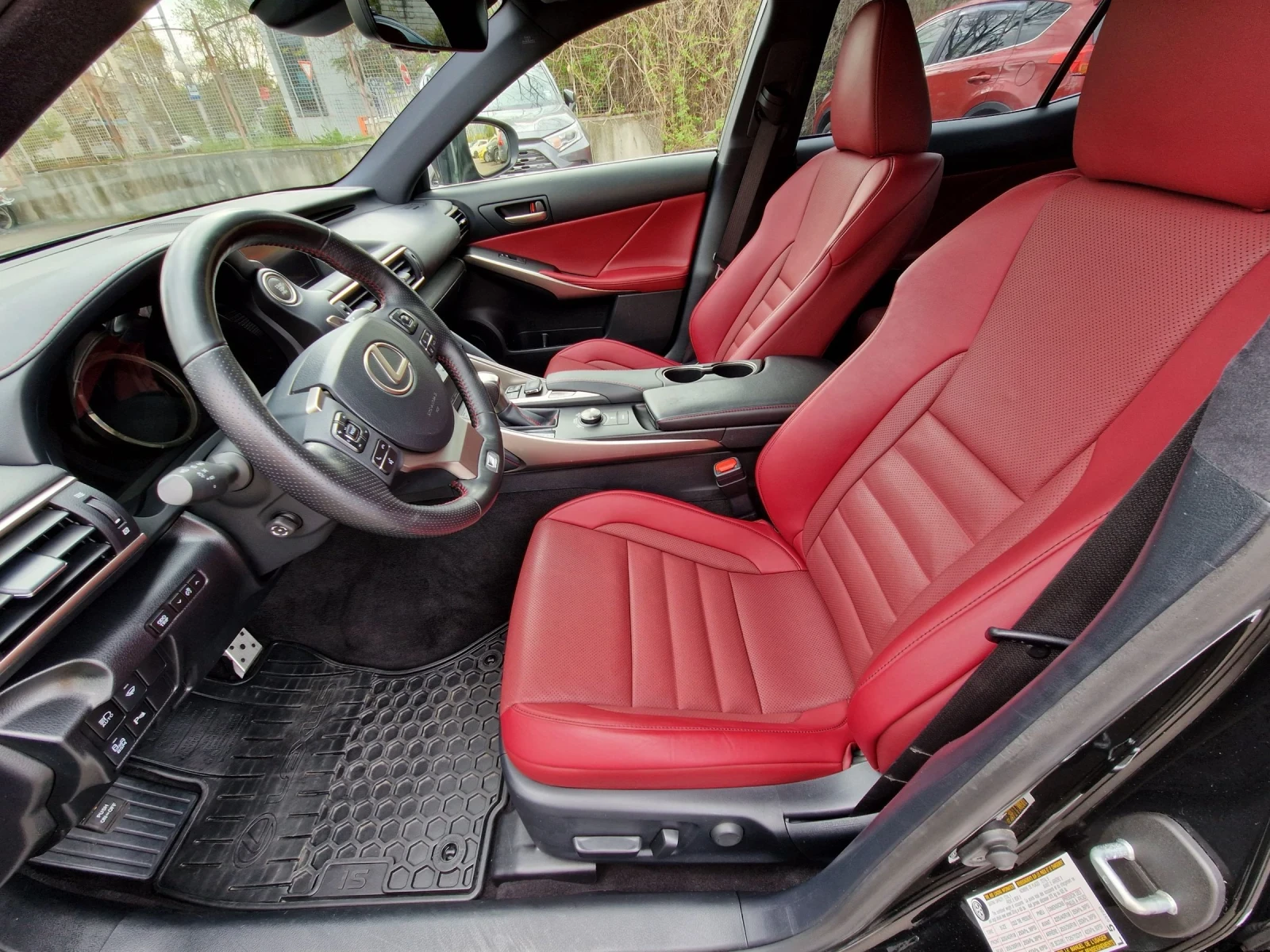 Lexus IS 350 AWD, F-sport, 311k.c - изображение 10