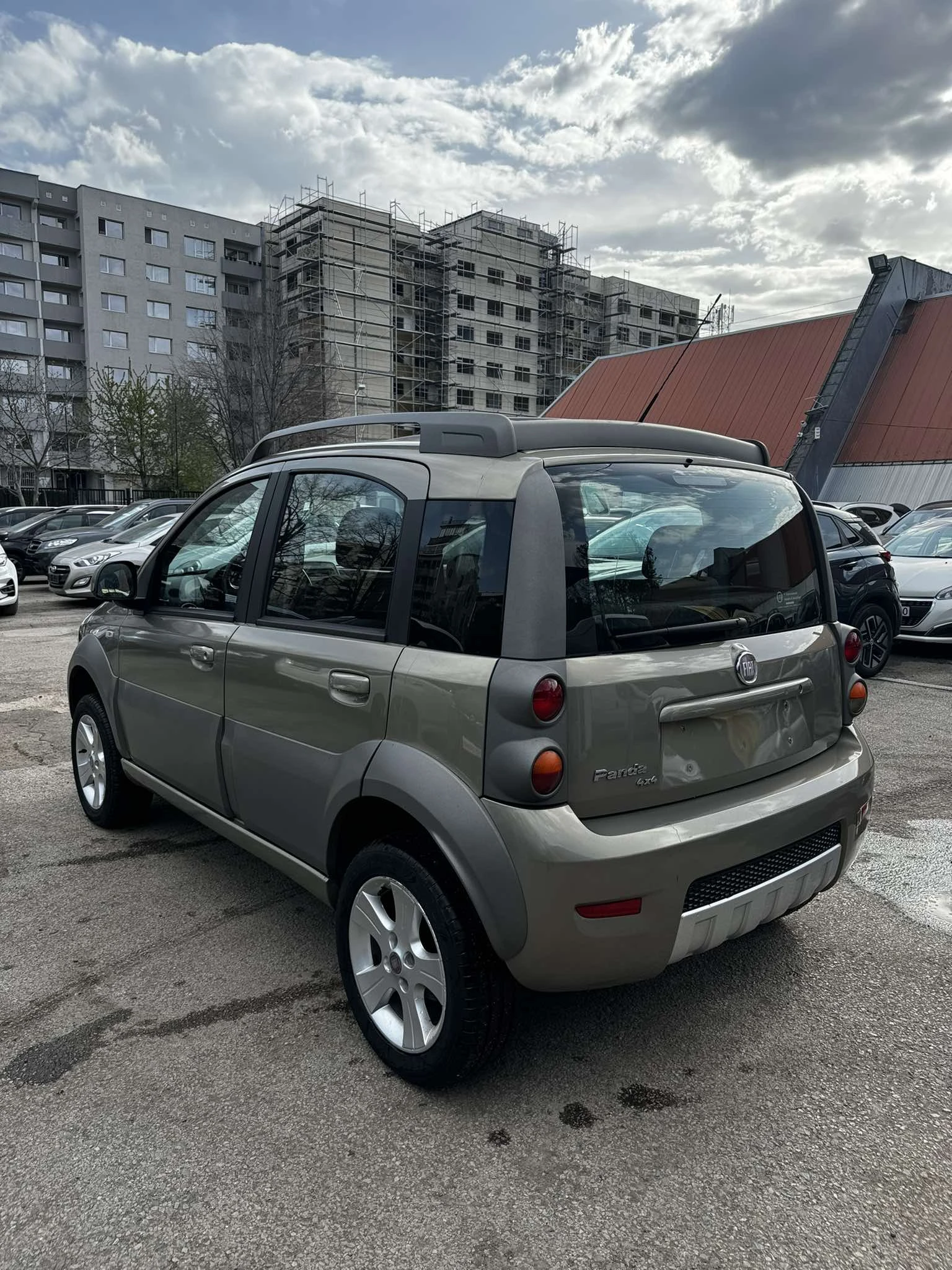 Fiat Panda 4x4 Cross - изображение 4