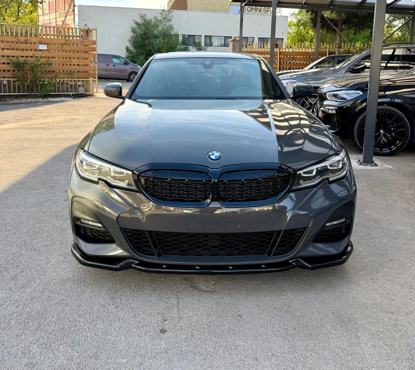 BMW 330 xDrive M-Pack  - изображение 2