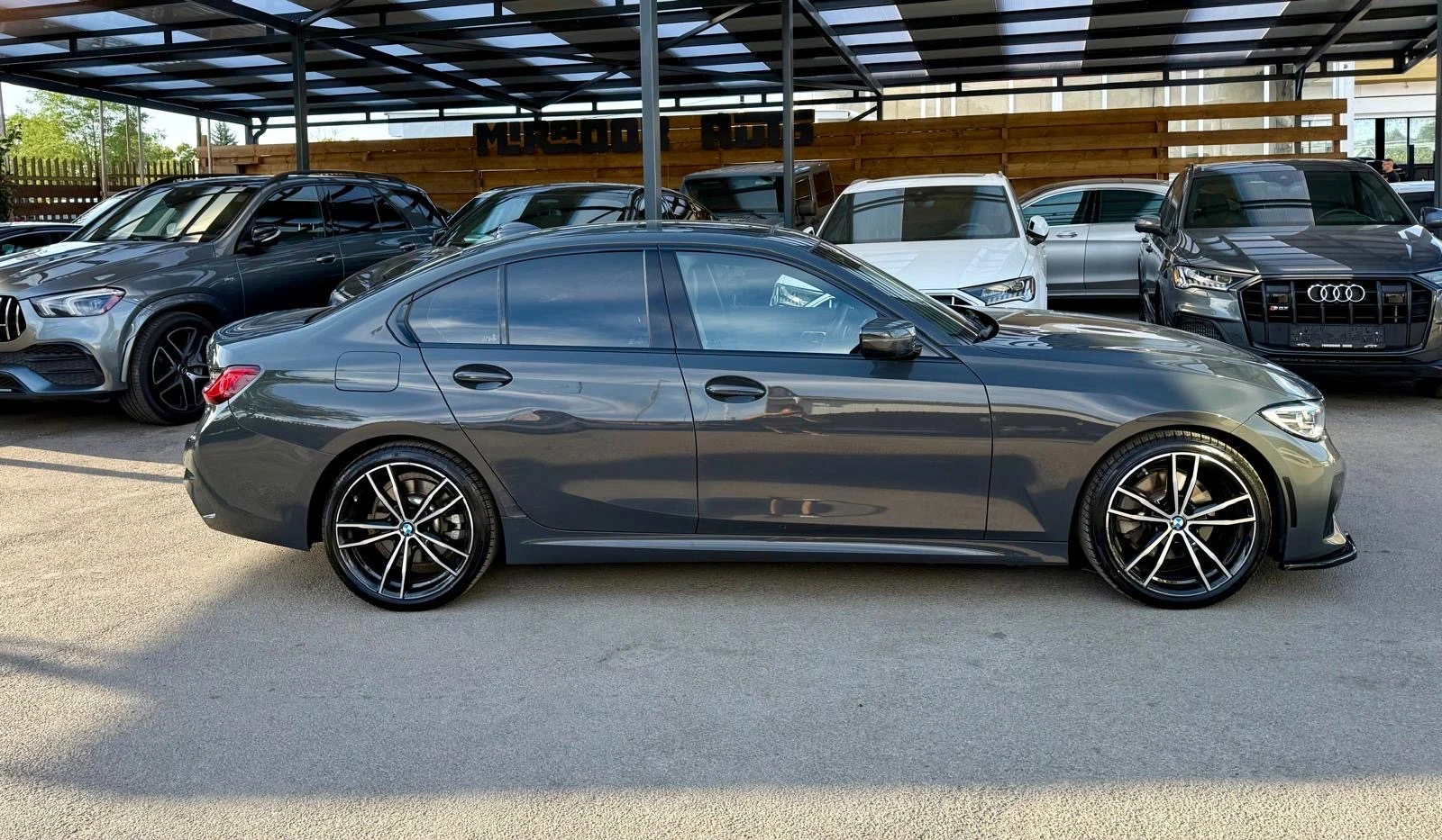 BMW 330 xDrive M-Pack  - изображение 3