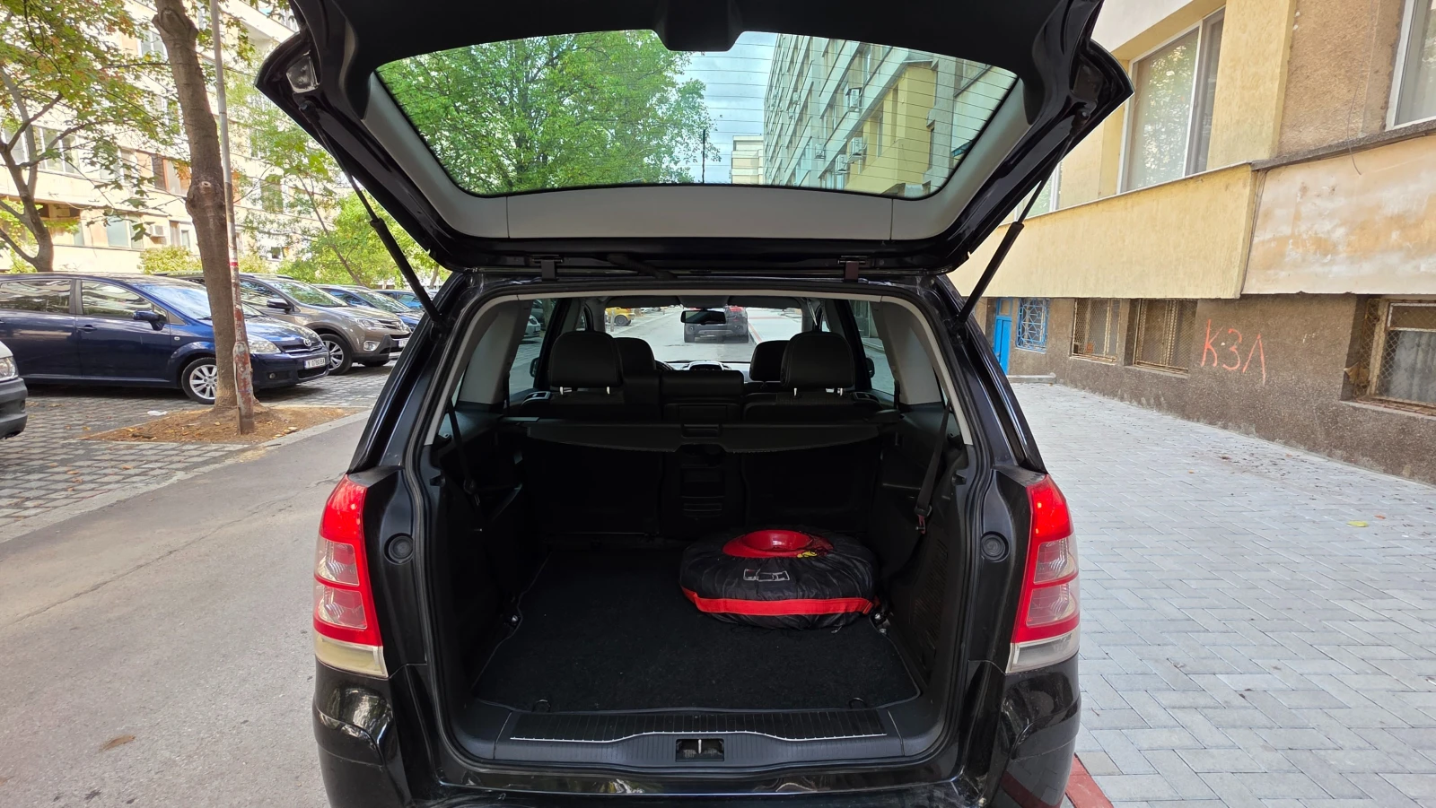 Opel Zafira B - изображение 6