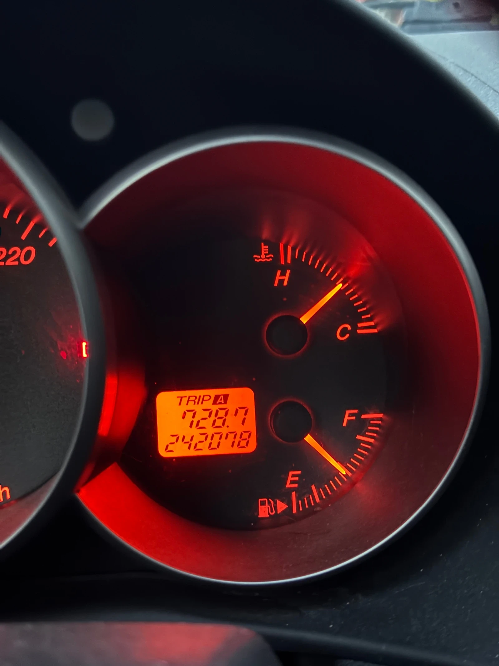 Mazda 3 1.6 109hp - изображение 9