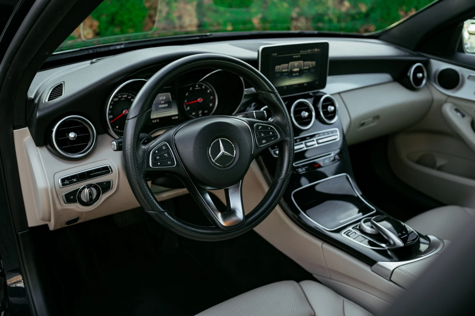 Mercedes-Benz C 300 AMG Pack - изображение 7