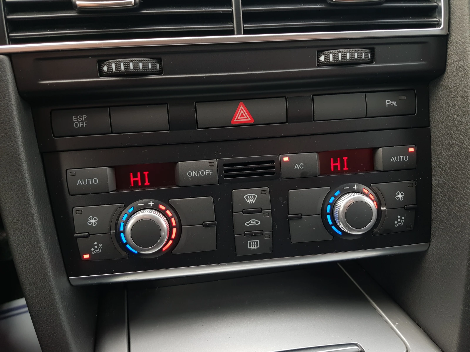 Audi A6 FACELIFT 3.0TDI-239.. QUATTRO SERVICE HISTORY   | Mobile.bg   16