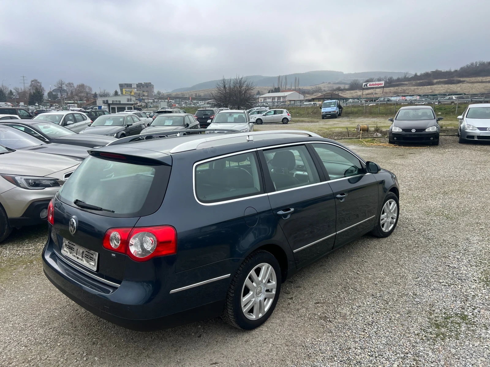 VW Passat 2.0Tdi - изображение 6