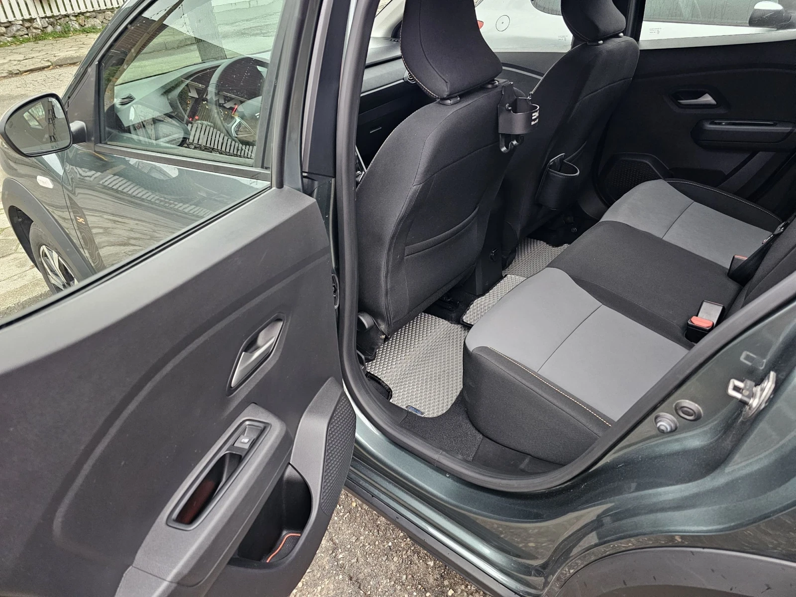 Dacia Sandero Stepway | Mobile.bg � ����������� 10
