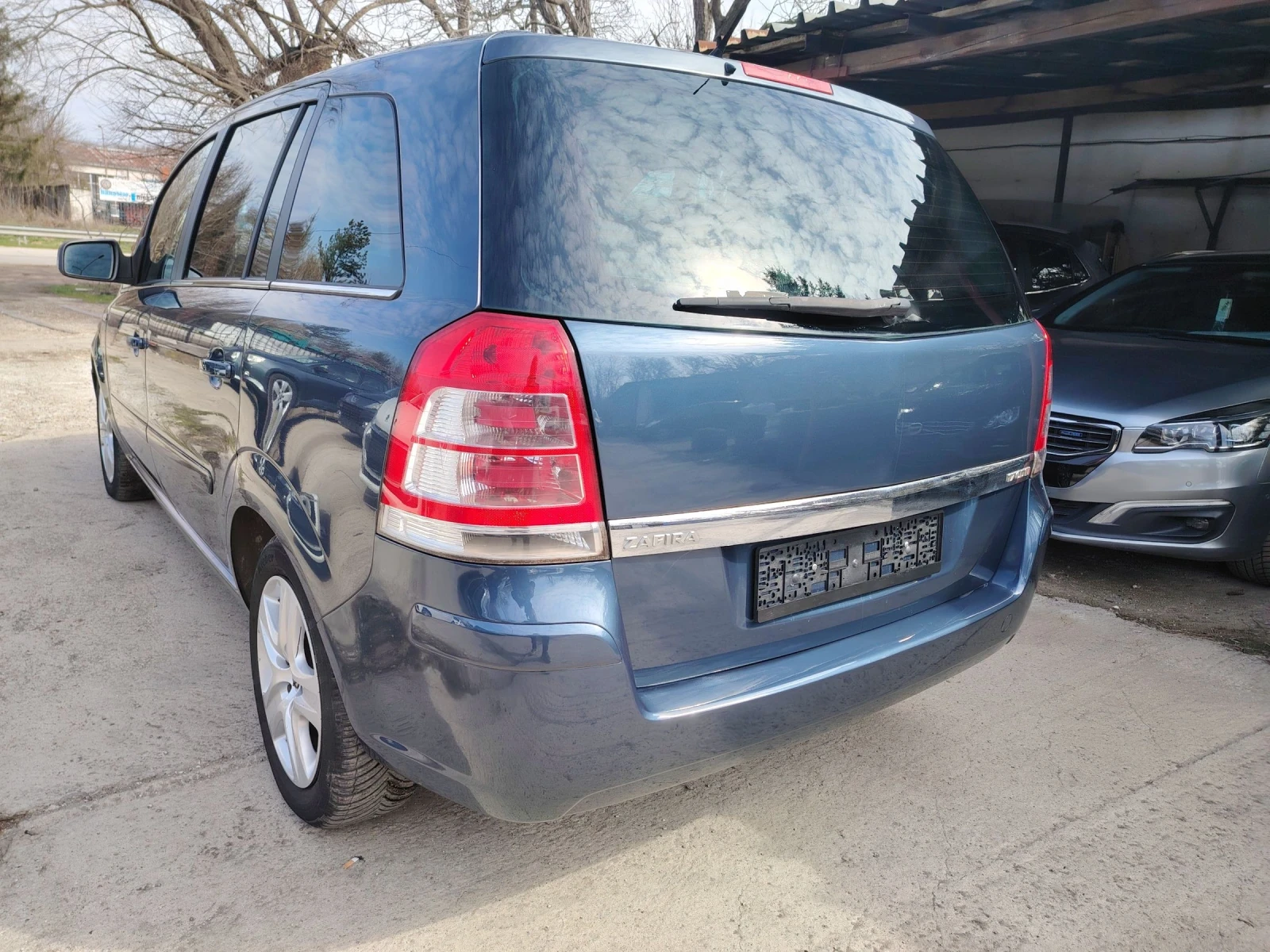 Opel Zafira 1.7 CDTI, снимка 3 - Автомобили и джипове - 53992965