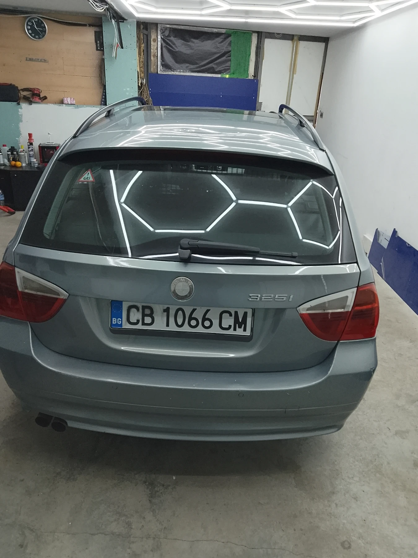BMW 325 2.5 бензин с газ , ръчни скорости!, снимка 3 - Автомобили и джипове - 54593733