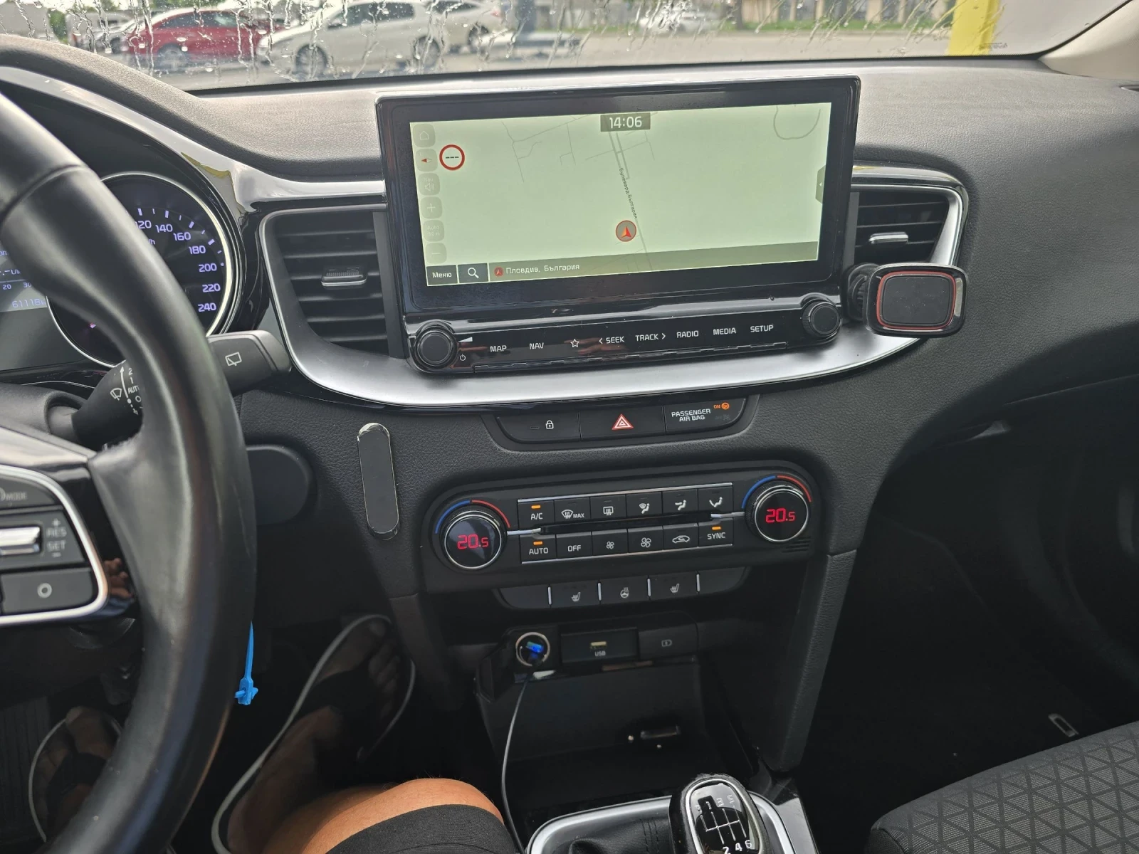 Kia Ceed 1.0, снимка 7 - Автомобили и джипове - 54734261