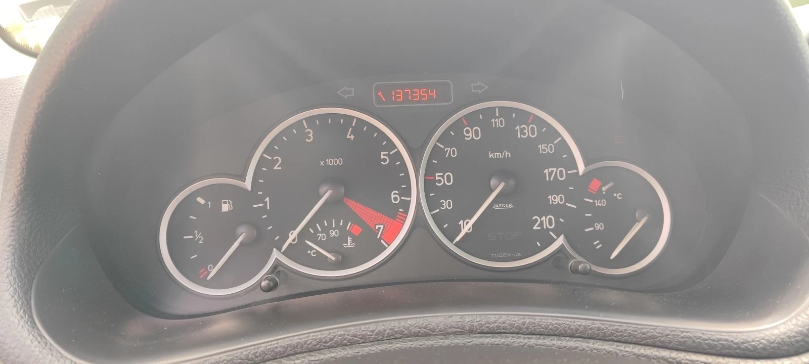 Peugeot 206, снимка 9 - Автомобили и джипове - 54930314