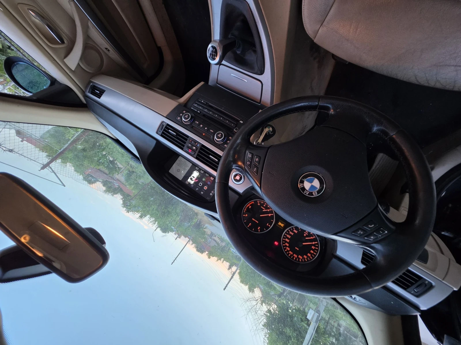 BMW 320, снимка 10 - Автомобили и джипове - 55003023
