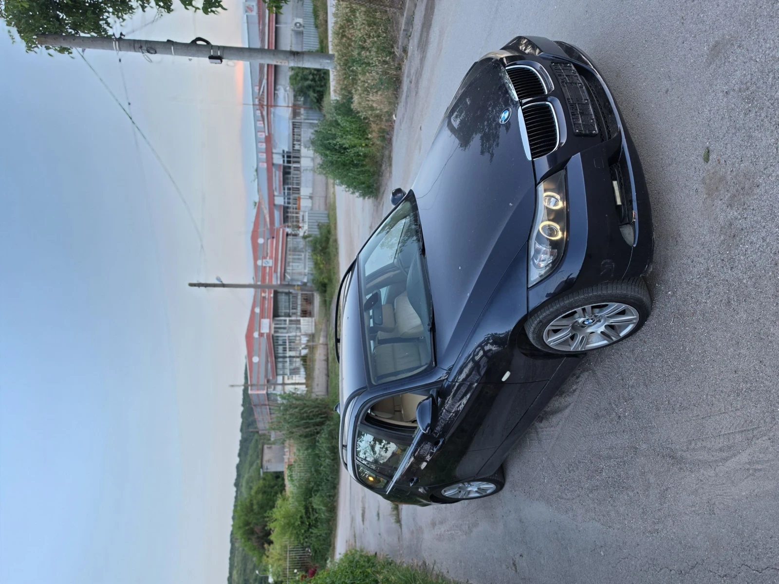 BMW 320, снимка 2 - Автомобили и джипове - 55003023
