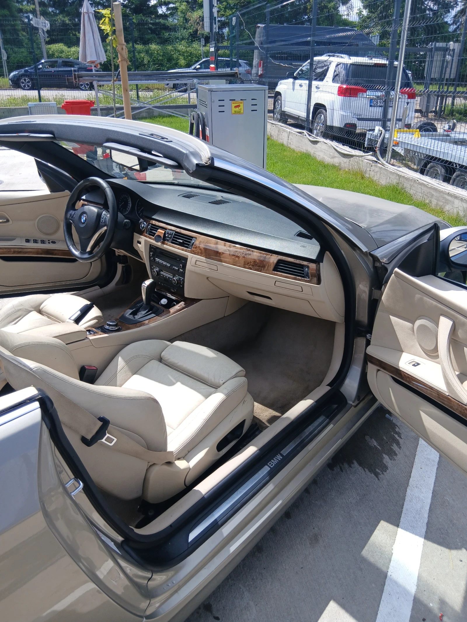 BMW 330, снимка 3 - Автомобили и джипове - 55013537