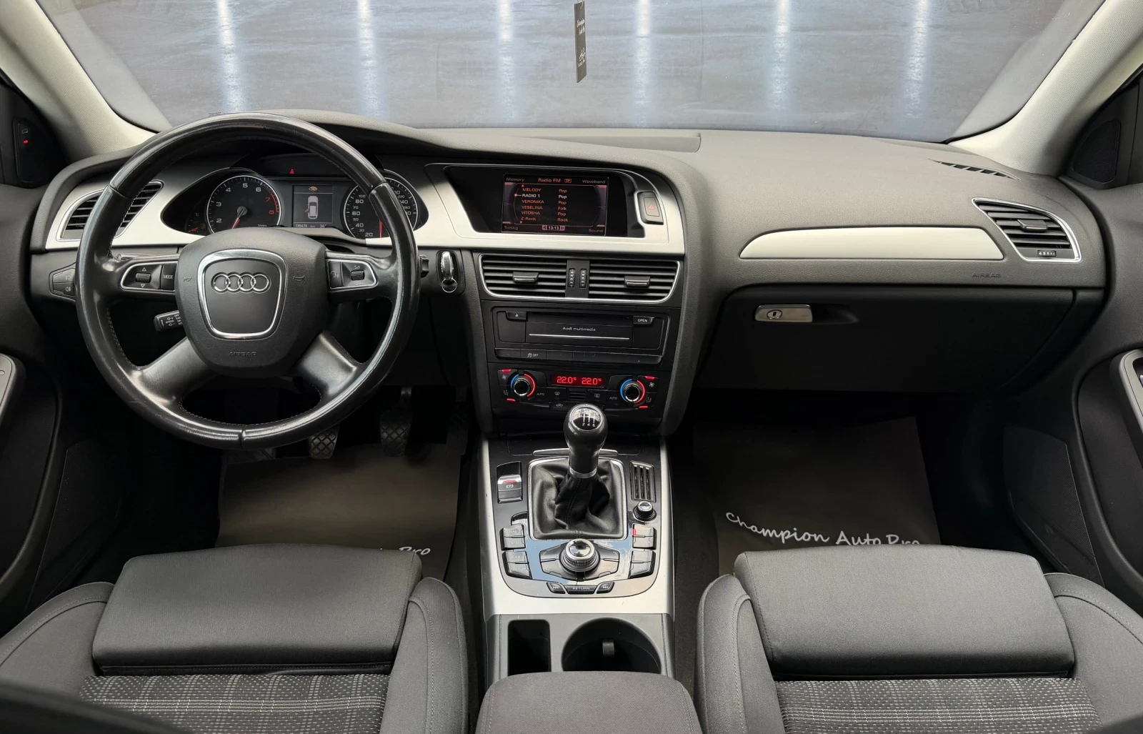 Audi A4, снимка 9 - Автомобили и джипове - 55174878