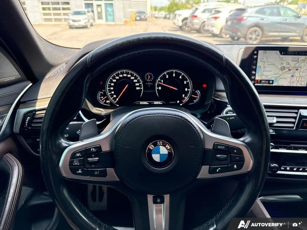 BMW 540 XDRIVE* MPACK* DISTRONIC* ПОДГРЕВ* ОБДУХВАНЕ* , снимка 10 - Автомобили и джипове - 55437509