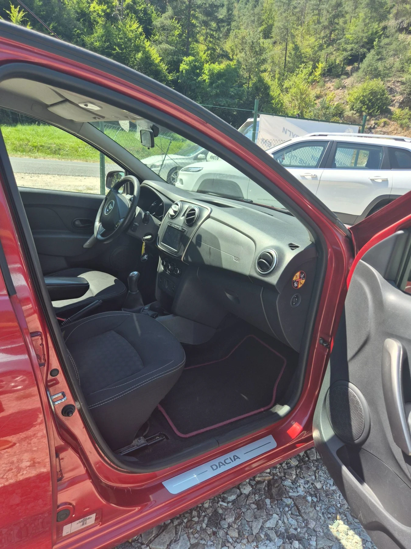 Dacia Sandero | Mobile.bg � ����������� 11