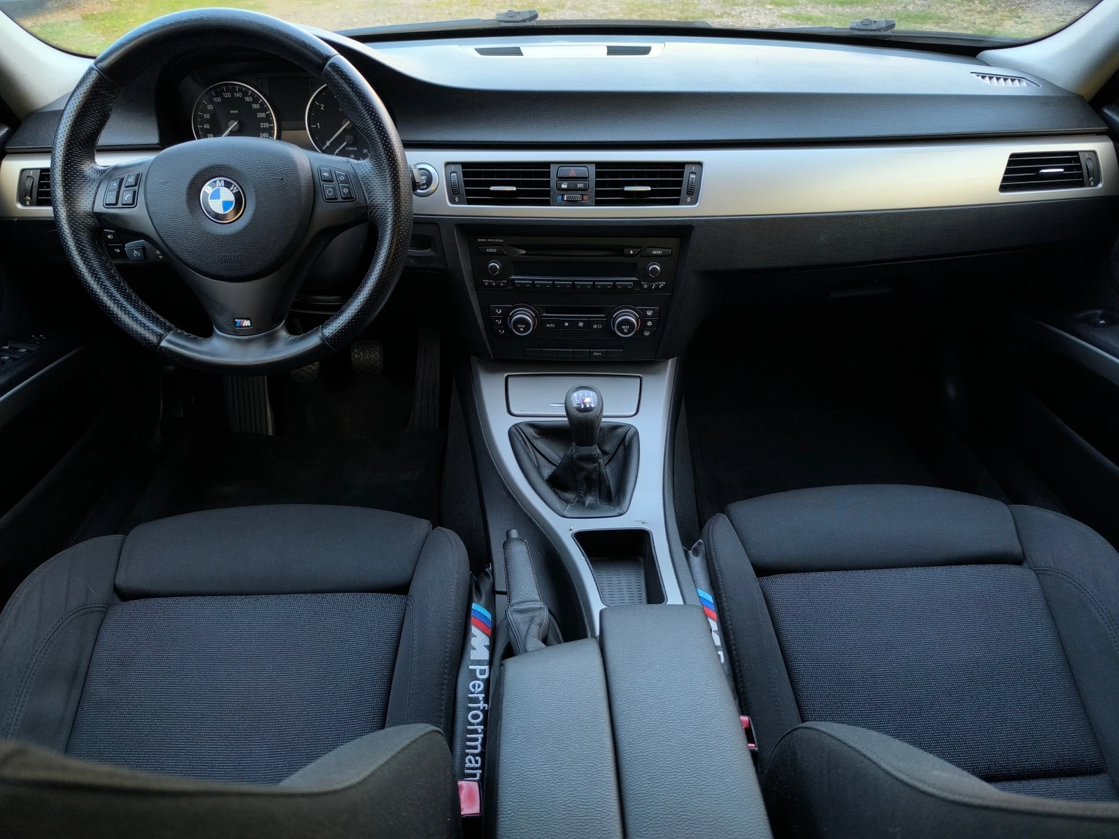 BMW 316 -1.6i-122кс-6 скорости-КЛИМАТРОНИК-ТОП СЪСТОЯНИЕ-, снимка 13 - Автомобили и джипове - 55614951