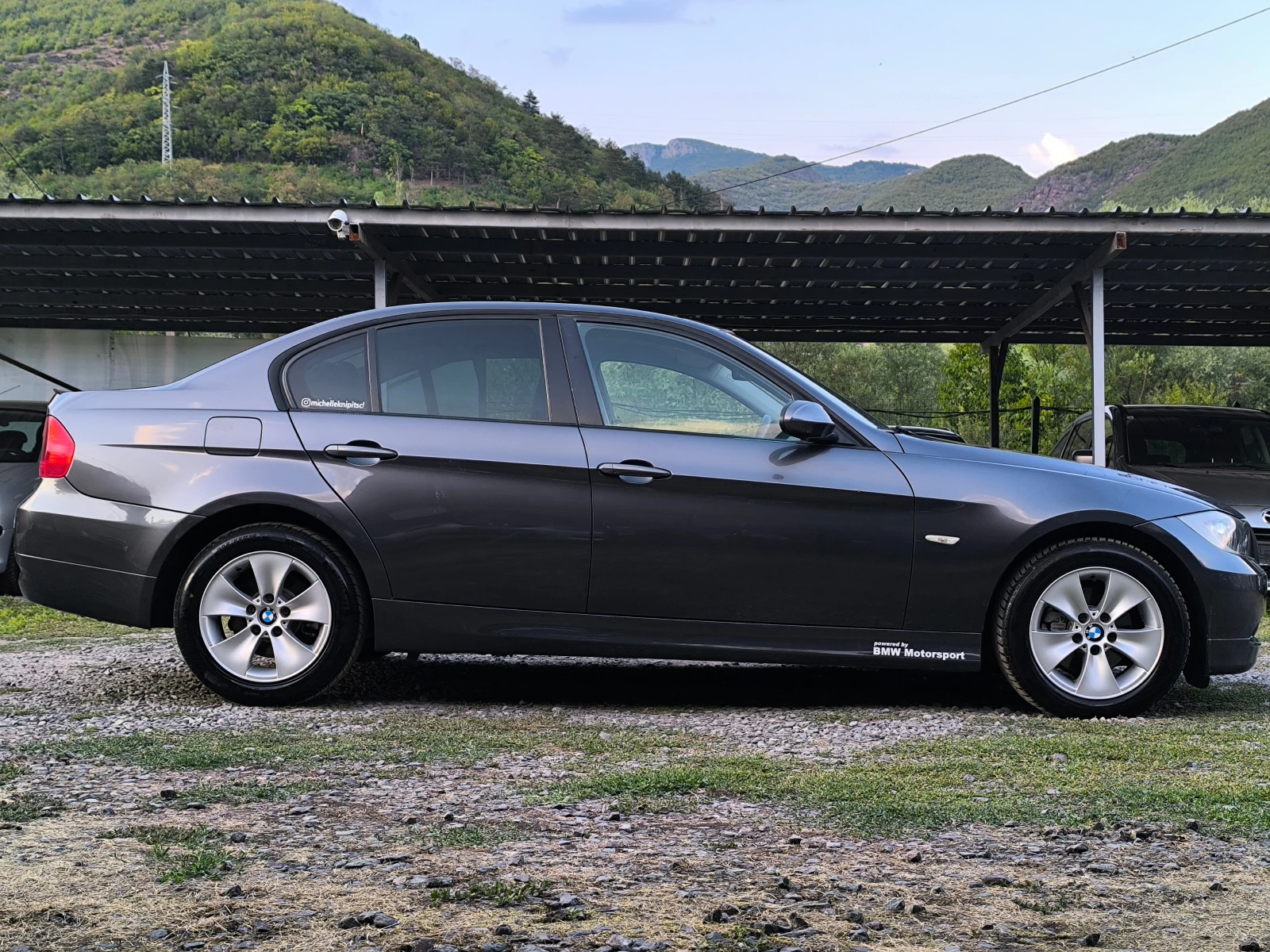BMW 316 -1.6i-122кс-6 скорости-КЛИМАТРОНИК-ТОП СЪСТОЯНИЕ-, снимка 3 - Автомобили и джипове - 55614951