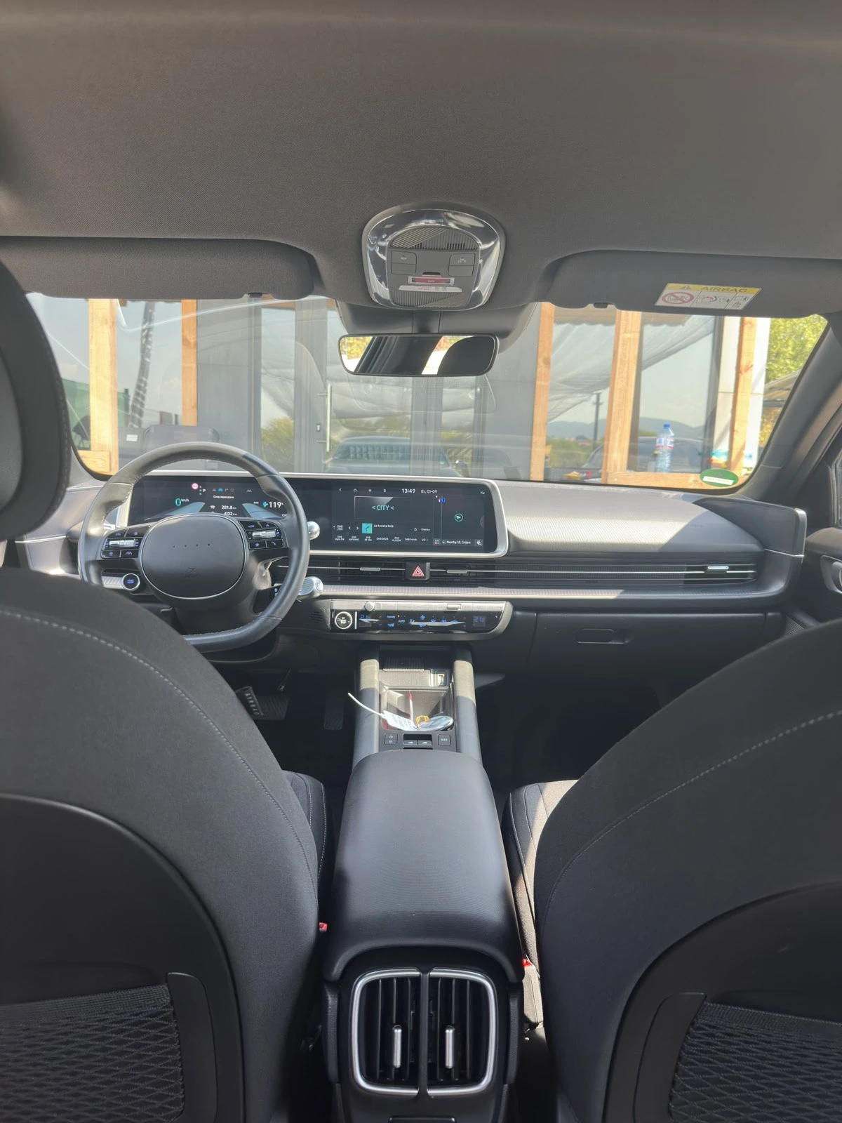 Hyundai Ioniq 6 77.4KWh/TECHNIK/ГАРАНЦИЯ/2023г./SOH100%, снимка 8 - Автомобили и джипове - 55900925