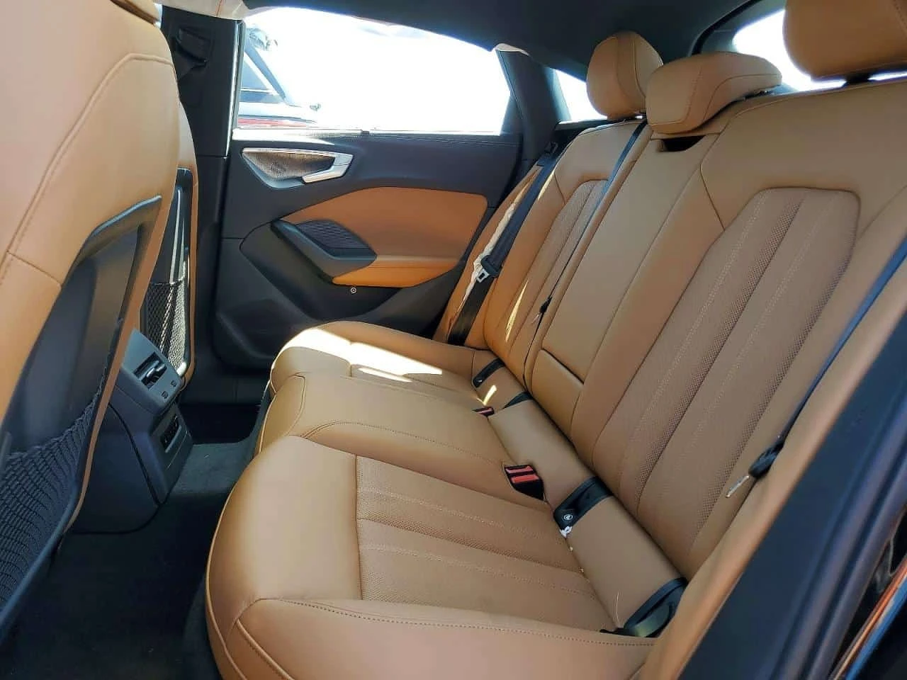 Audi A5 Prestige /360/DIS/HUD/B&O/Carfax/Автокредит, снимка 10 - Автомобили и джипове - 56211123