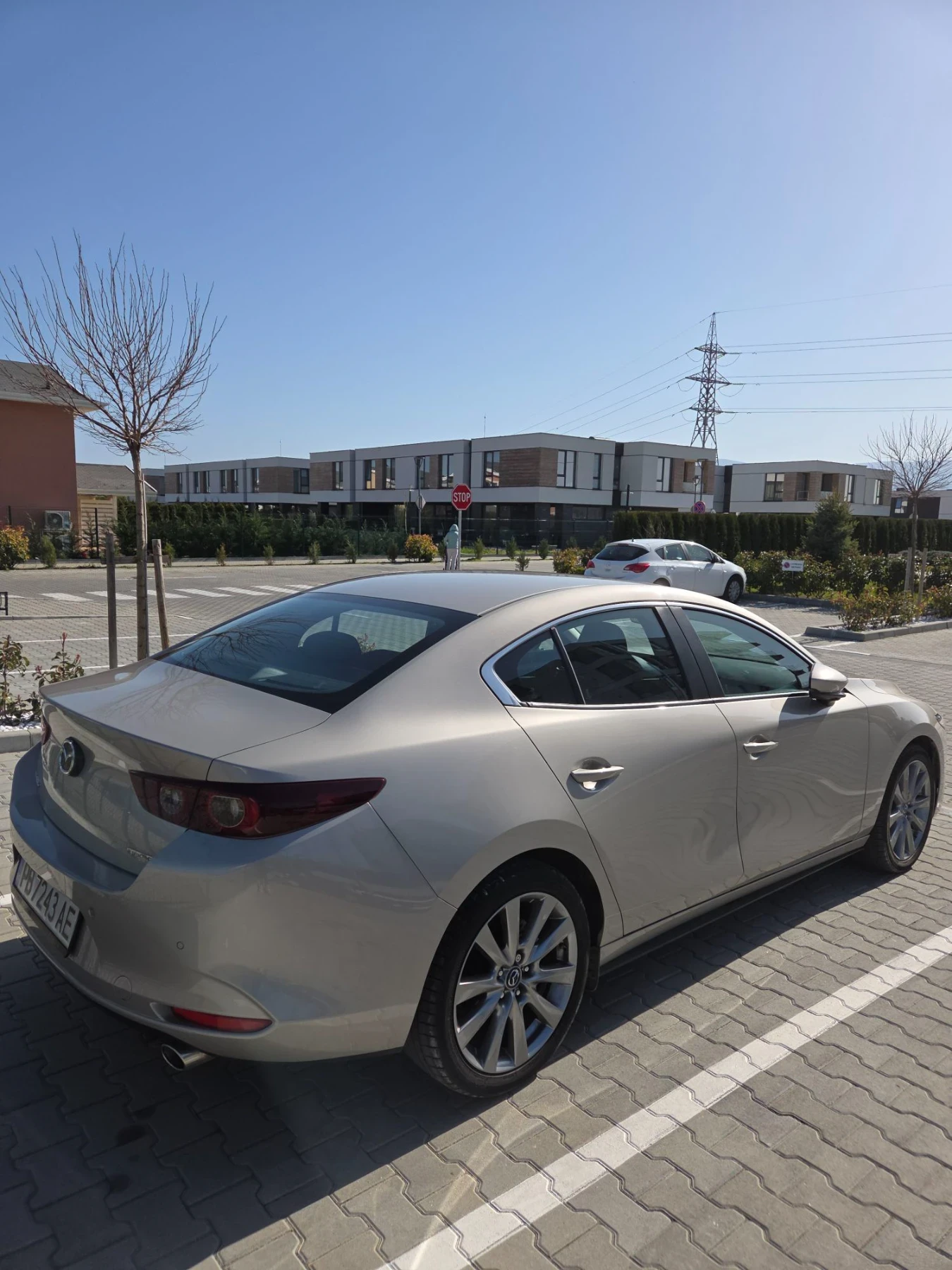 Mazda 3 E-Skyactiv , снимка 5 - Автомобили и джипове - 56634823