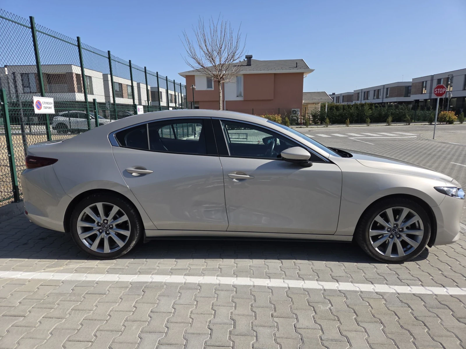 Mazda 3 E-Skyactiv , снимка 4 - Автомобили и джипове - 56634823